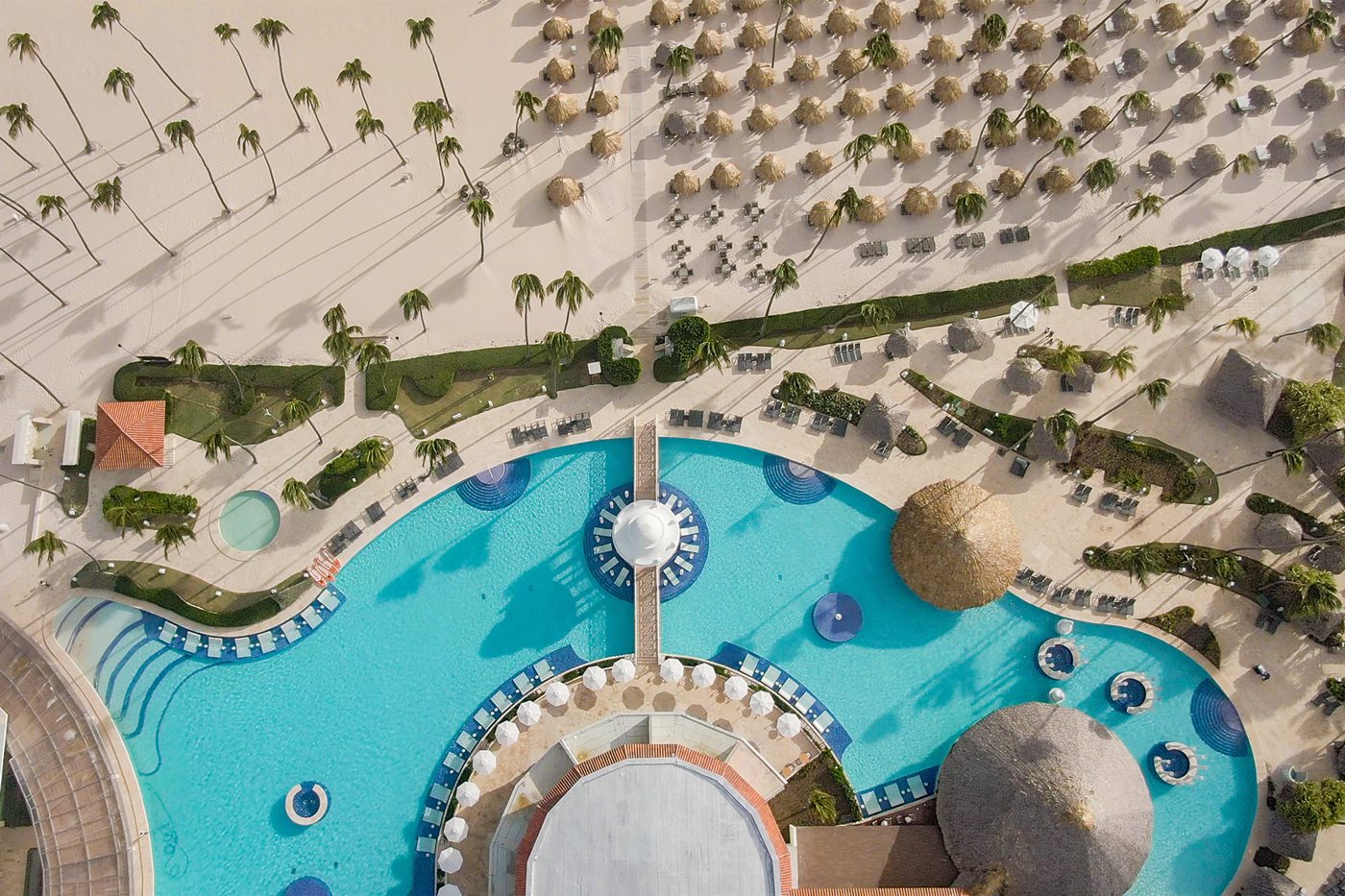 puj-paradisus-palma-real-aerial-02_1