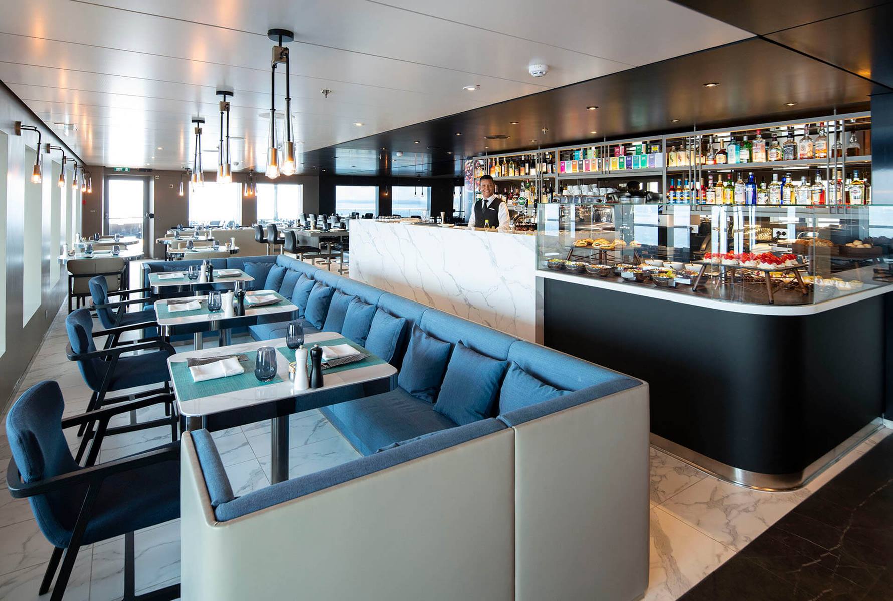 SE-Azure-Bar-Cafe-017-1920x1280-MAA9401