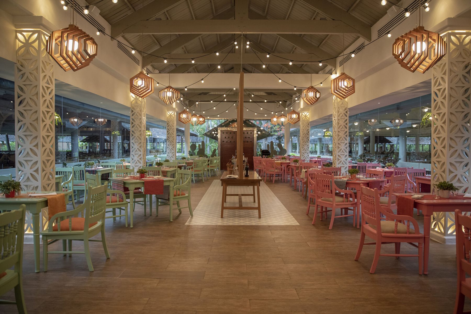 puj-iberostar-dominicana-resto-maria-bonita-01.jpg