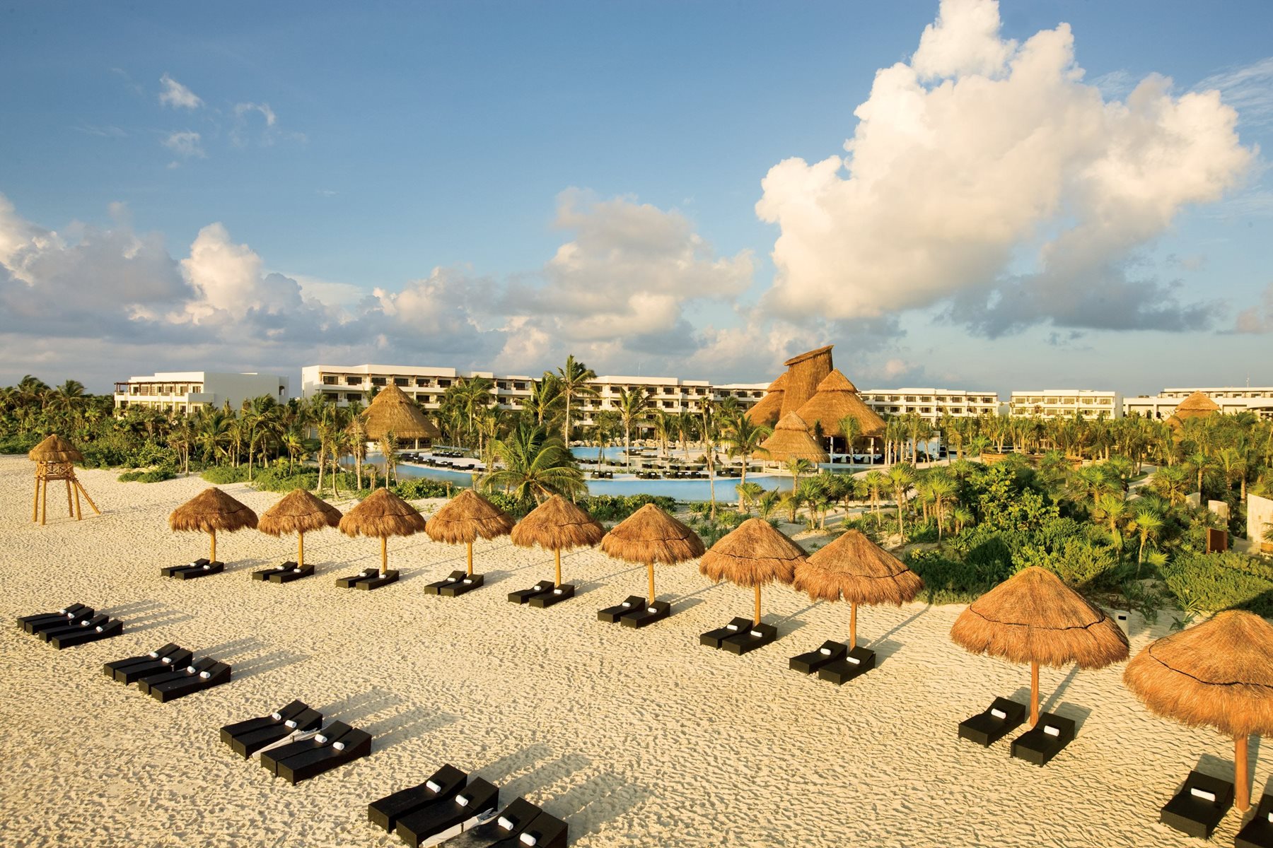riv-secrets-maroma-beach-beach-01.jpg